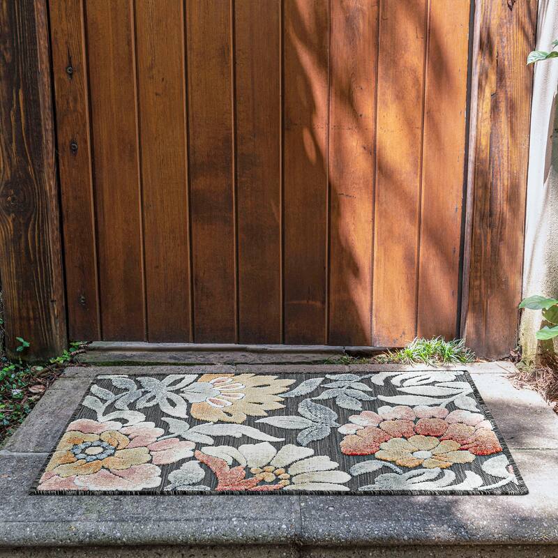 Tropicana Tropical Floral Indoor/Outdoor Area Rug - 1'11'' x 3' - Black/Light Red