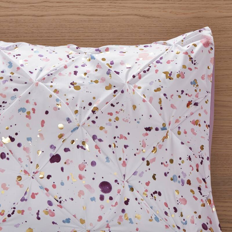 Intelligent Design Lara Metallic Printed and Pintucked Comforter