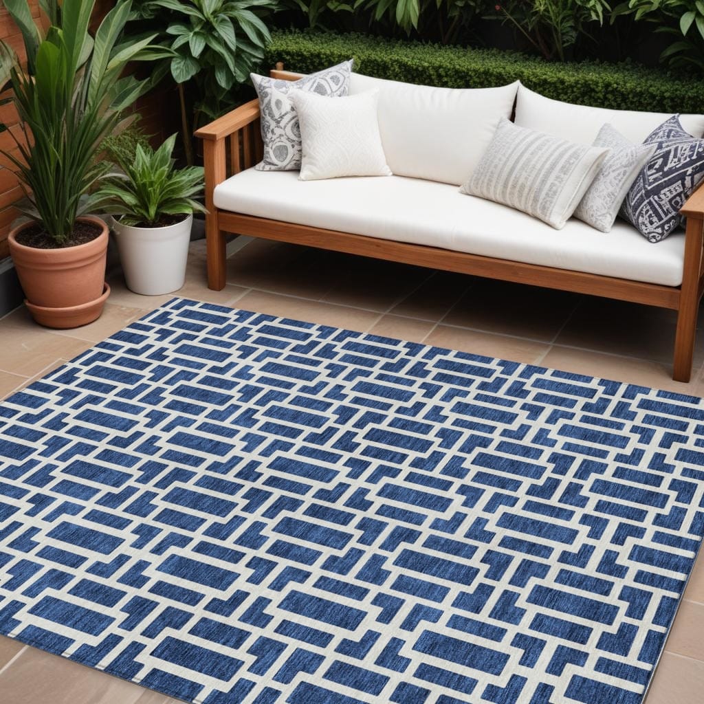 HomeRoots Geometric Transitional Rectangle Outdoor Rug