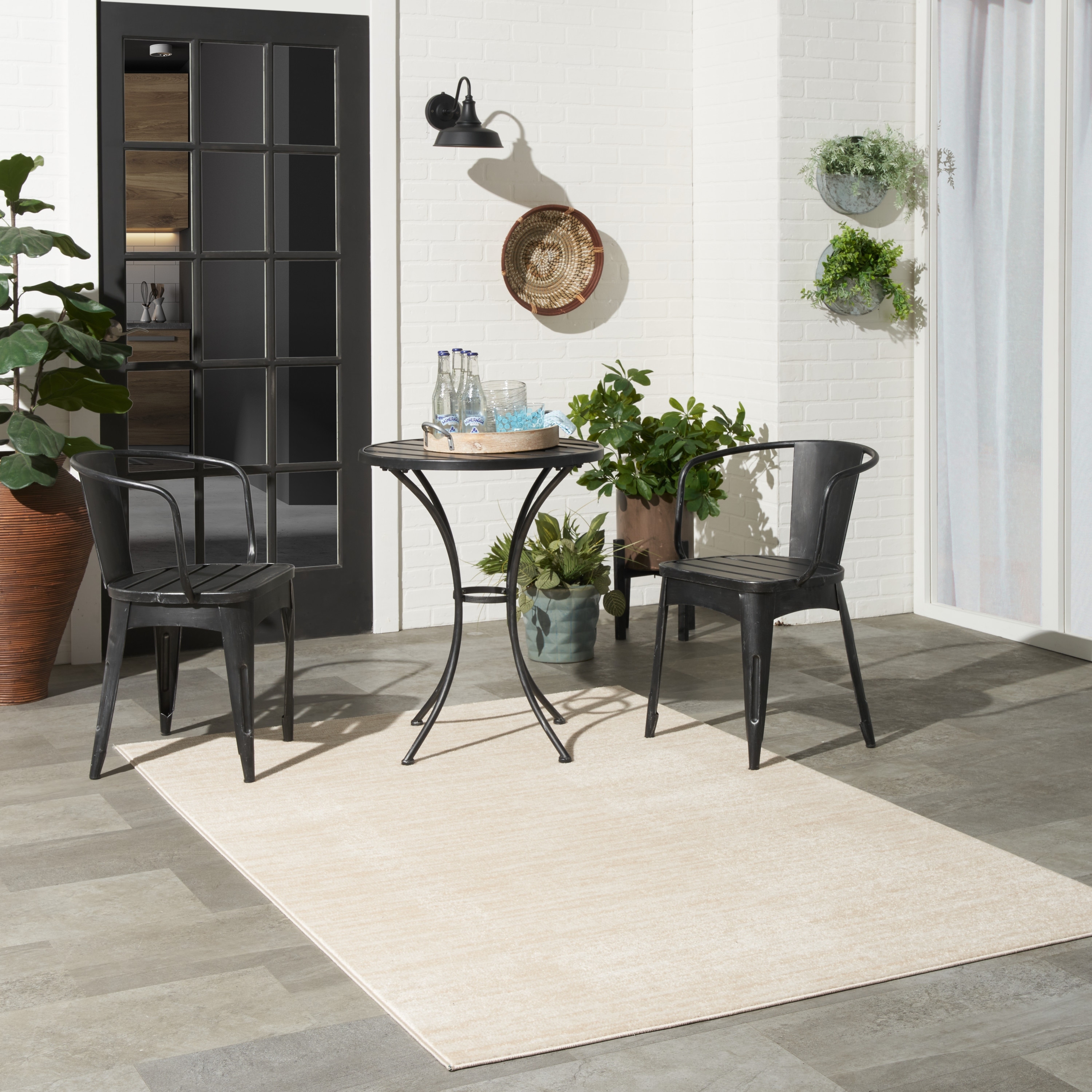 Nourison Modern Solid Indoor/Outdoor Area Rug