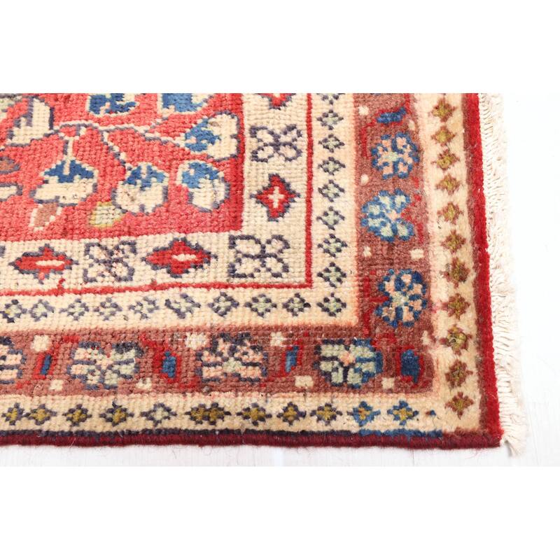 ECARPETGALLERY Hand-knotted Andelz Light Red Wool Rug - 3'8 x 7'1