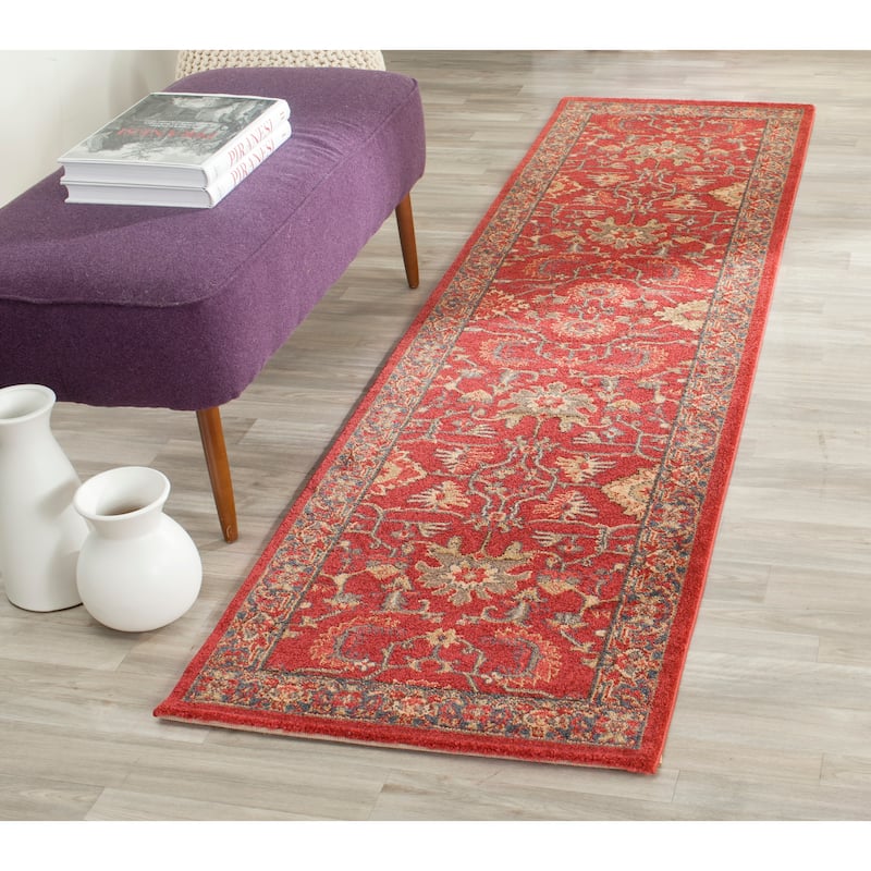 SAFAVIEH Mahal Marilynn Traditional Oriental Rug - 2' 2" x 22' - Red/Navy - Runner