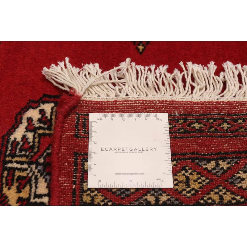 ECARPETGALLERY Hand-knotted Peshawar Bokhara Red Wool Rug - 2'7 x 6'5