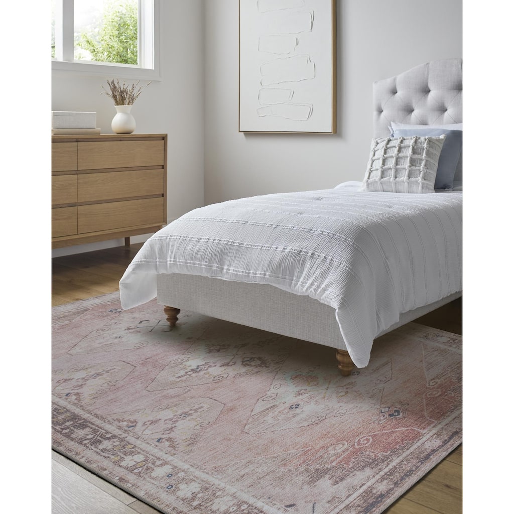 Livabliss Amelie Traditional Washable Area Rug