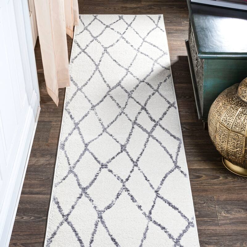 JONATHAN Y Izil Moroccan Diamond Trellis Area Rug