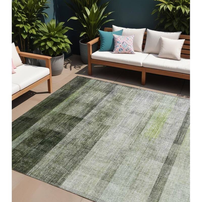 Elna Ombre Weather Resistant Classic Meets Modern Outdoor Rug - 8' X 10' - Green