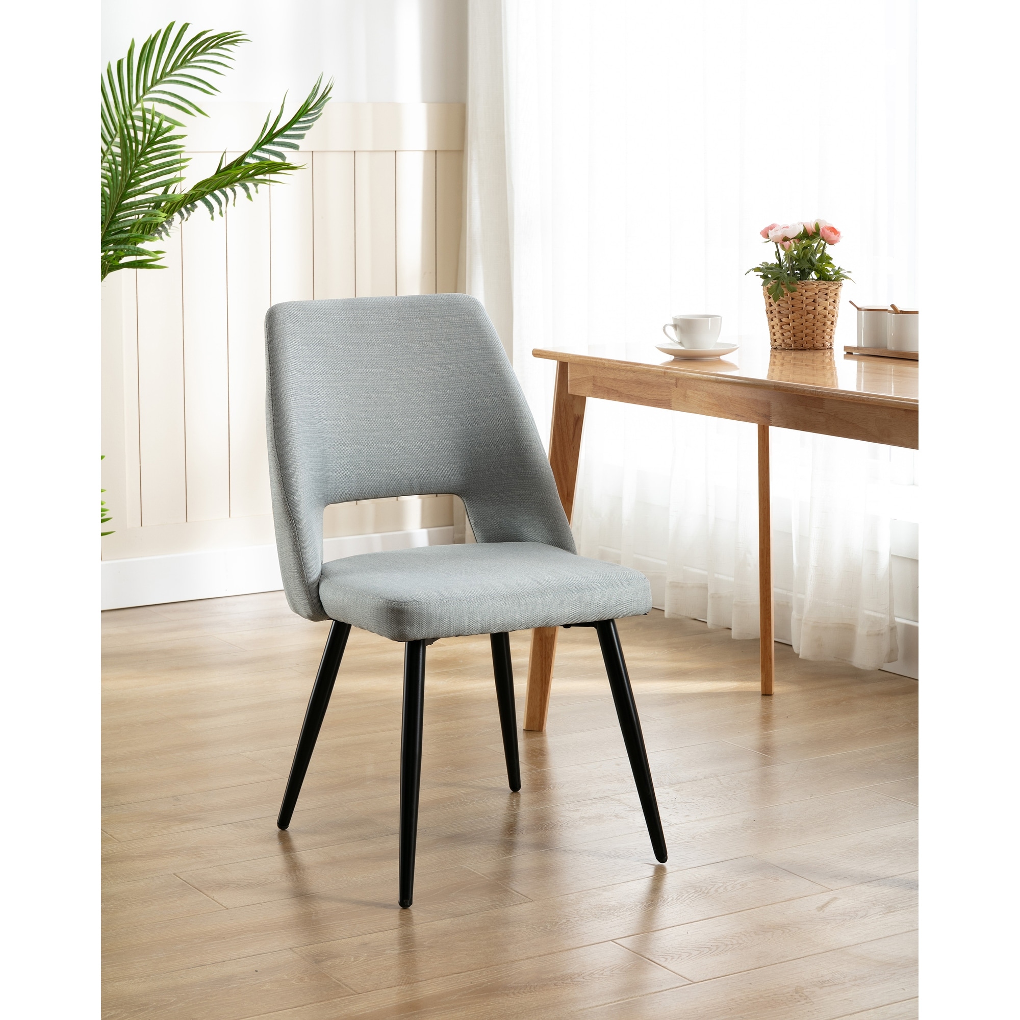 Iron leg sales dining chair