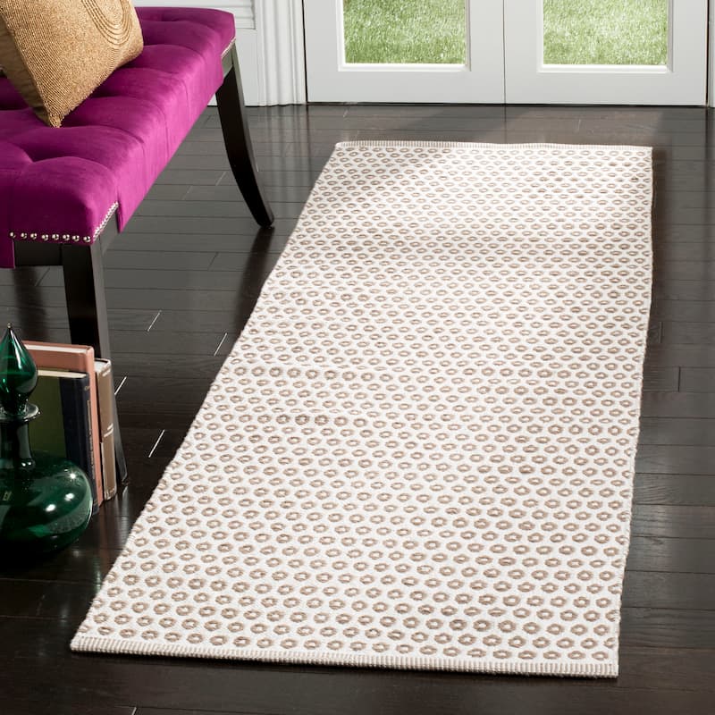 SAFAVIEH Handmade Flatweave Montauk Holly Casual Cotton Rug - 2'3" x 7' Runner - Taupe/Ivory