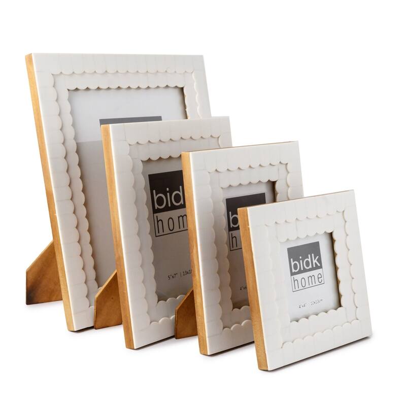 Rectangular Flower Border Picture Frame - for 4" x 6" Photo - White