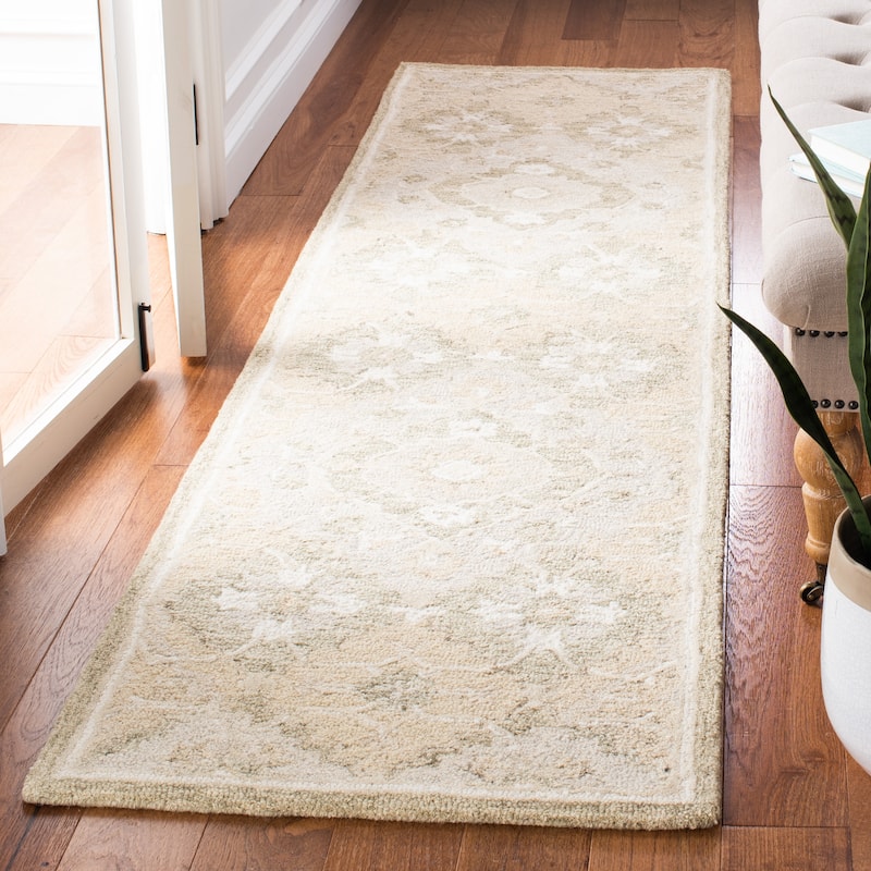 SAFAVIEH Handmade Micro-Loop Kleoniki Wool Rug - 2'3" x 9' Runner - Beige/Grey