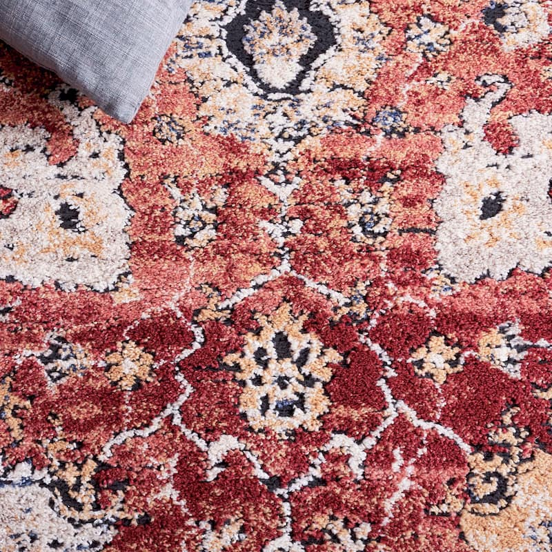 SAFAVIEH Luna Thomasina Traditional Rug