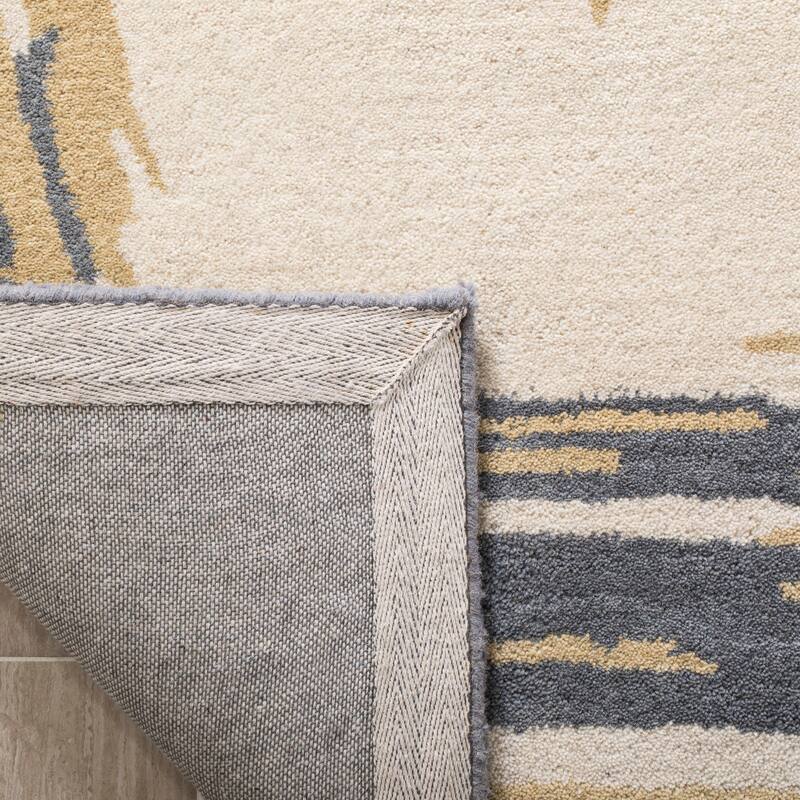 Martha Stewart by SAFAVIEH Krystelle Wool Rug