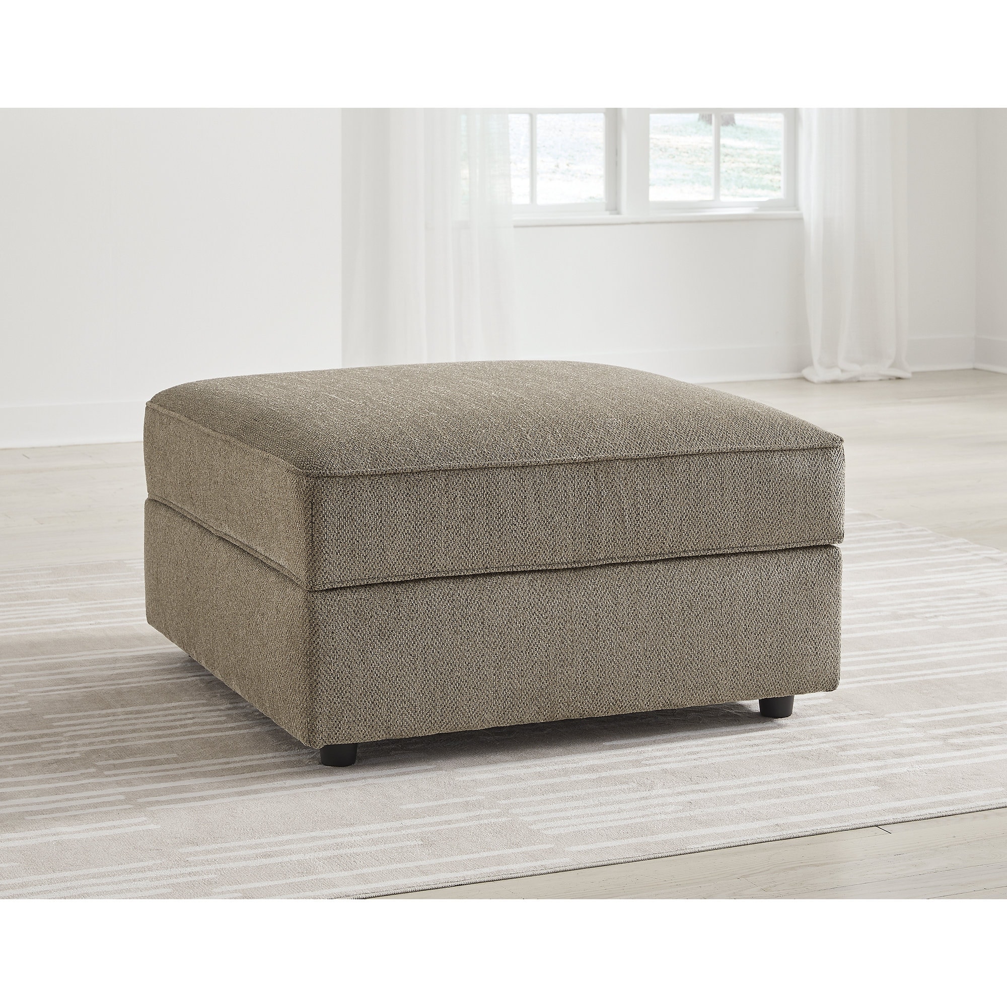 Signature Design by Ashley O'Phannon Briar Ottoman With Storage