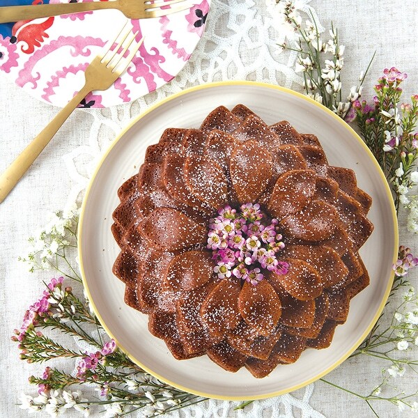 nordic ware blossom bundt pan