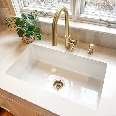 Eden Crisp White Fireclay 31" Single Bowl Undermount Kitchen Sink and Drain - 31.25 x 18 x 8.5