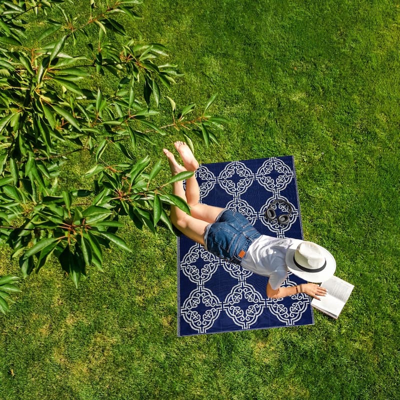 Playa Rug Outdoor Recycled Reversible Plastic Folded Mat/Rug Marrakesh Collection Lightweight & Weather, Water and UV Resistant