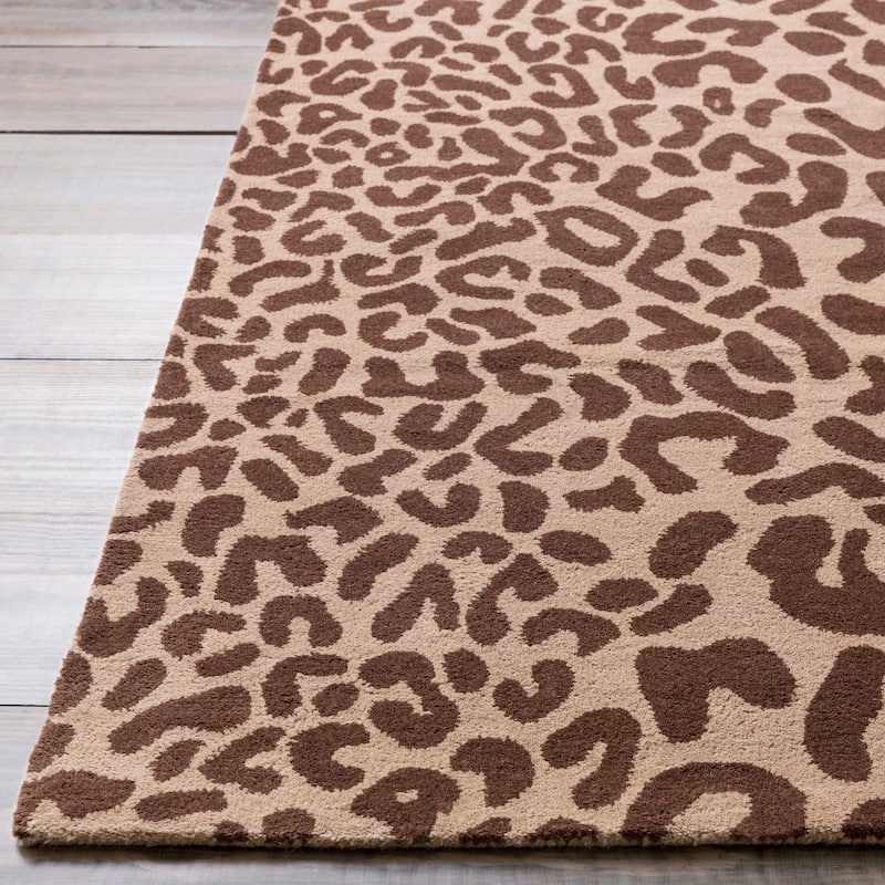 Hand-tufted Jungle Animal Print Round Wool Area Rug