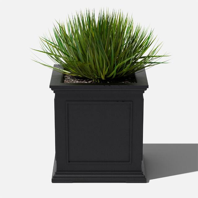 Veradek Brixton Cube 20-inch Planter Box