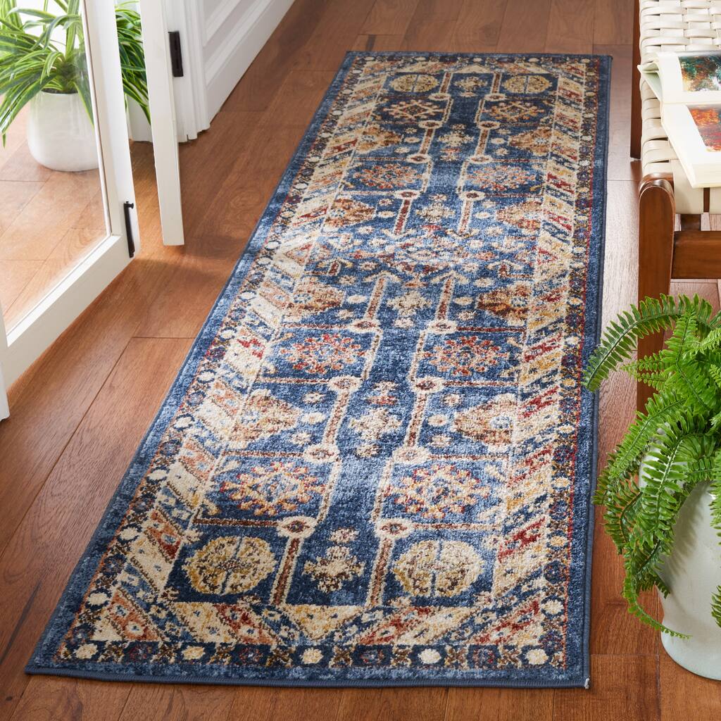 SAFAVIEH, Bijar Louisette Traditional Distressed Oriental Rug