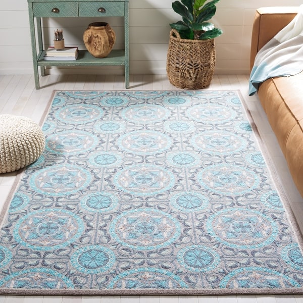 slide 1 of 20, SAFAVIEH Handmade Four Seasons Towanda Floral Rug