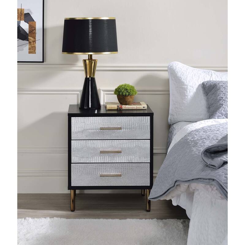 3 Drawers Particleboard Nightstand