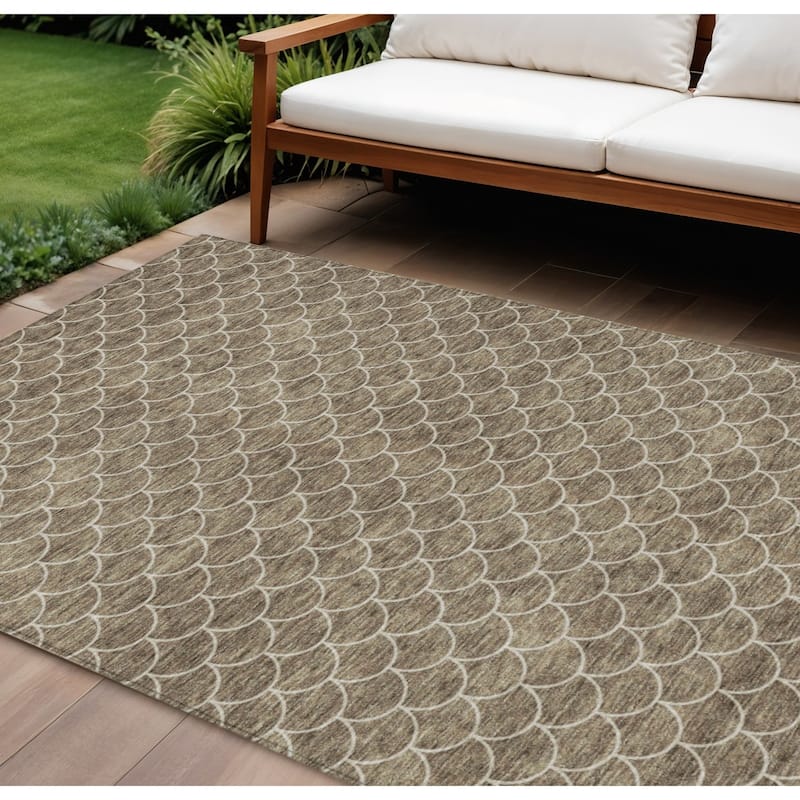 HomeRoots Geometric Transitional Rectangle Outdoor Rug - 8' X 10'
