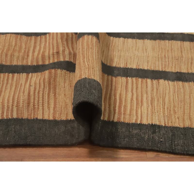 Hand Woven Southwestern Wool Multi-Colored Geometric Area Rug - 9' 10'' X 8' 10''