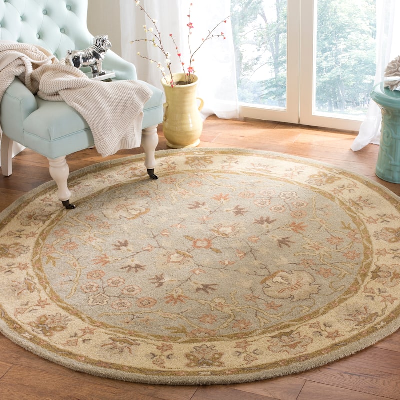 SAFAVIEH Handmade Antiquity Spyrinia Traditional Oriental Wool Rug - 6' Round - Light Grey/Beige