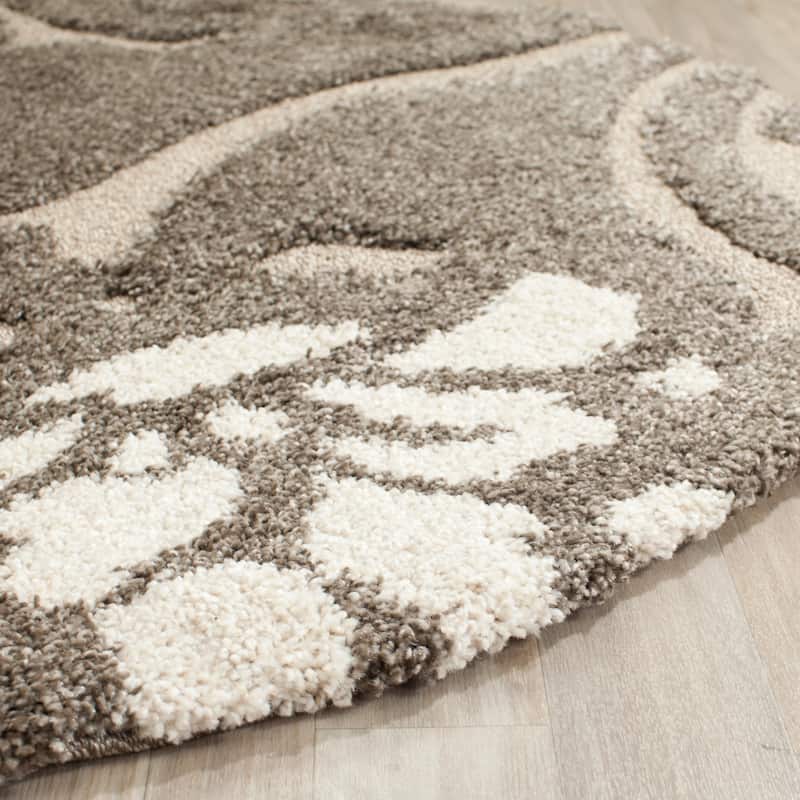 SAFAVIEH Florida Shag Nanny Floral Scroll 1.2-inch Thick Rug - 5' Round - Smoke/Beige - Round