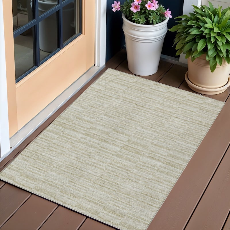 HomeRoots Striped Transitional Rectangle Outdoor Rug - 3' x 5'