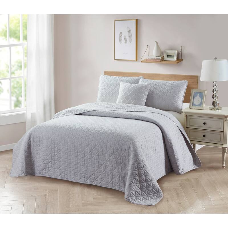 Bibb Home 4 Piece Solid Quilt Set with Cushion - Silver - Queen