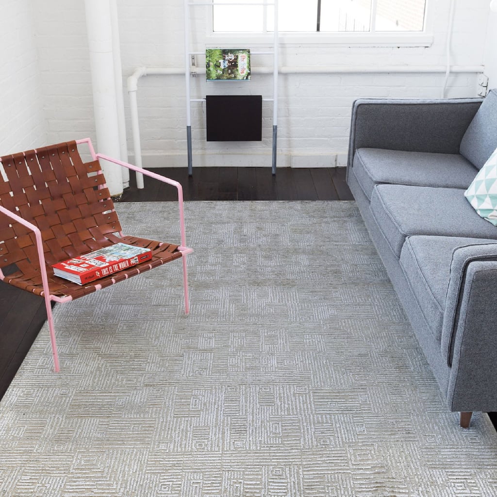 Quartz Desoto Modern & Contemporary Geometric Hand-Knotted Area Rug