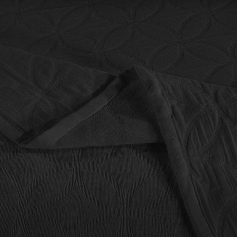 Superior Serenity Cotton Matelasse Jacquard Celtic Circle Bedspread Set