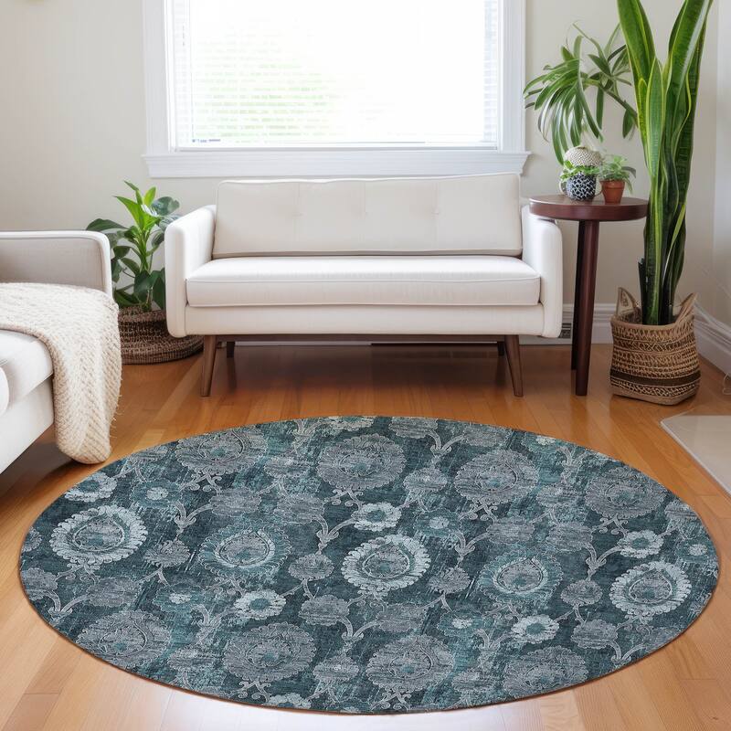 Machine Washable Indoor/ Outdoor Chantille Casual Floral Rug