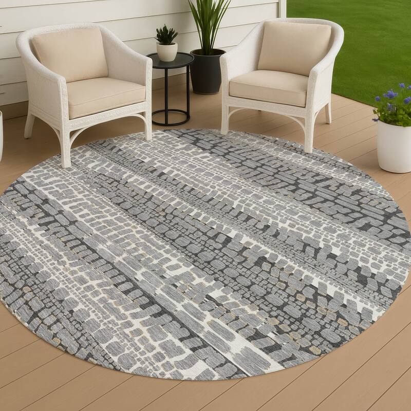 Machine Washable Indoor/ Outdoor Modern Winfield Chantille Rug - Gray - 8' x 8'
