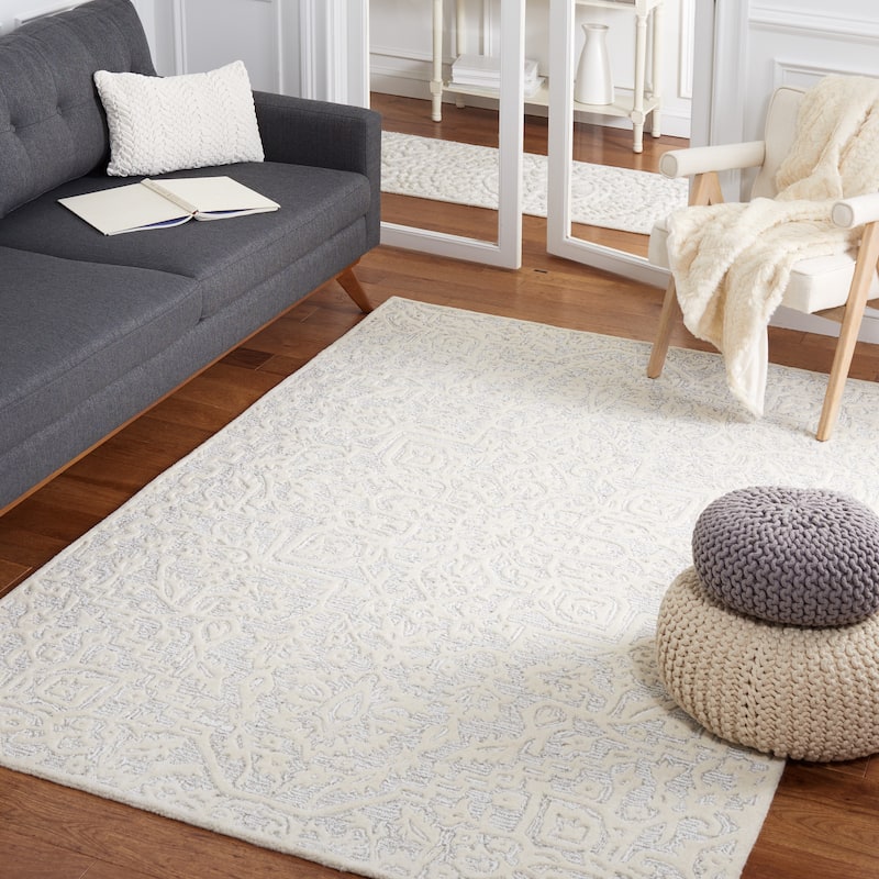 SAFAVIEH Handmade Antiquity Rensine Rug - 8' x 10' - Silver/Ivory
