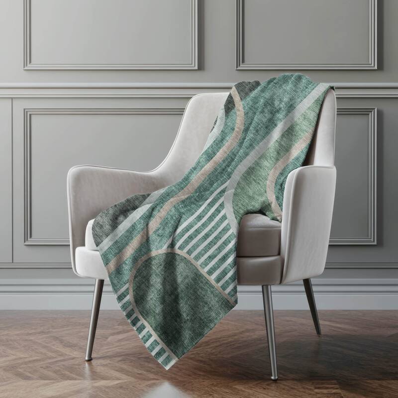 Premium Machine Washable Casual Contemporary Sherpa Throw Blanket - Emerald - 4'2" x 5'10"