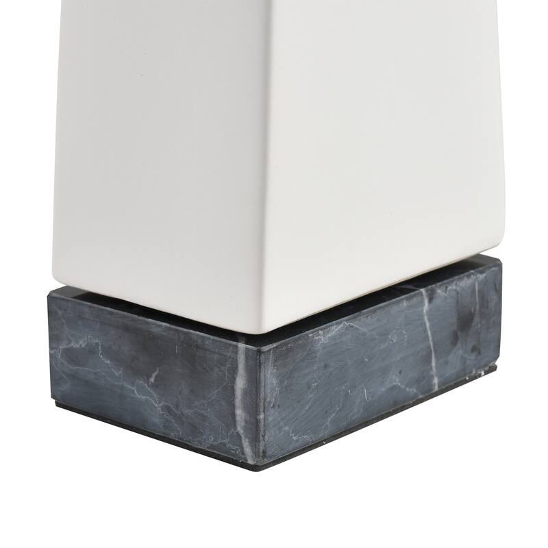 Elk Home Serengeti Matte White Earthenware Sculpture