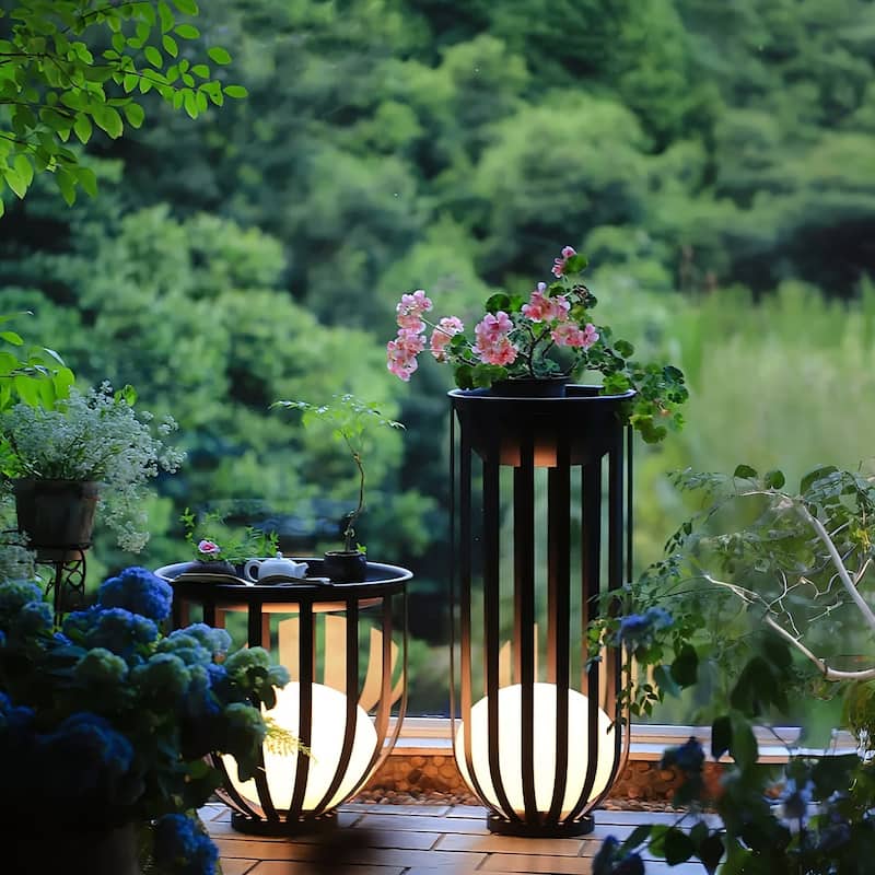 Solar Outdoor LED Floor Lamp with Plant Stand