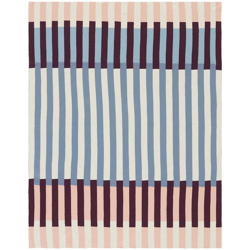 SAFAVIEH Home Zoie 50x60-inch Throw