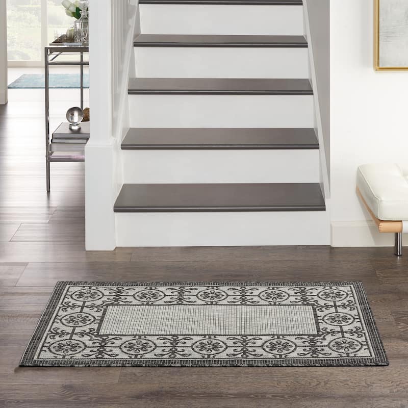 Nourison Garden Party Bordered Indoor/Outdoor Area Rug