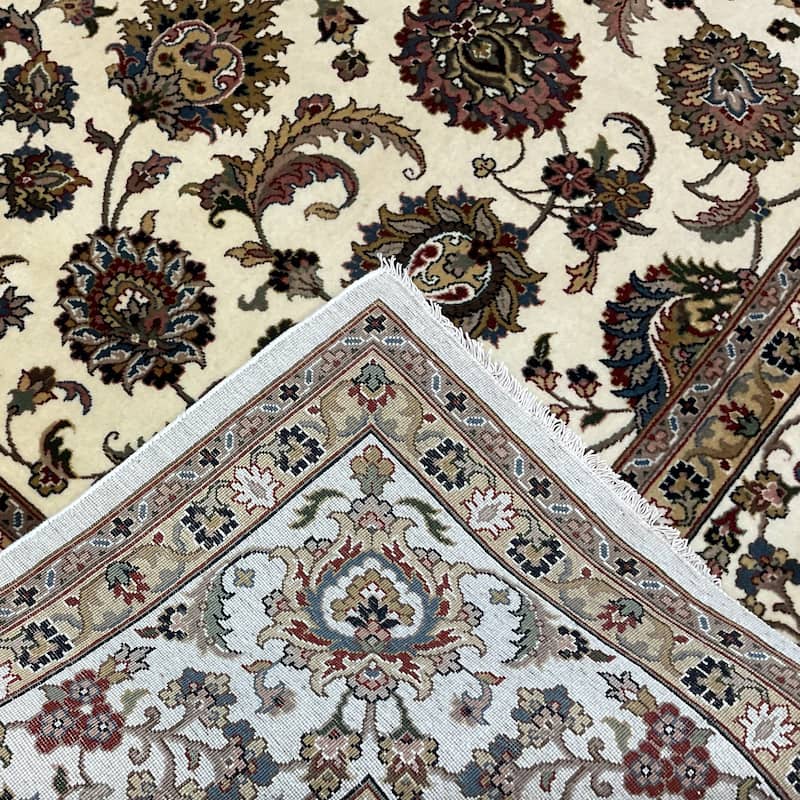 HERAT ORIENTAL Hand-knotted Indo 8'9 x 10'11 Isfahan Wool Rug - 8'8" x 10'11"