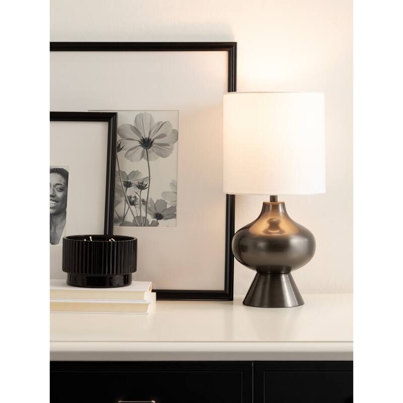 Kate and Laurel Bahira Tabletop Lamp - 8x8x17