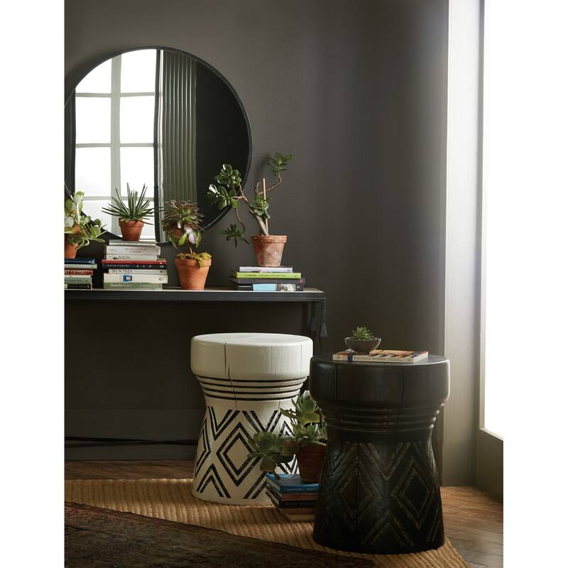 Hooker Furniture 7228-50638 20" Diameter Resin Table