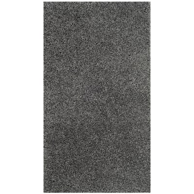 SAFAVIEH Laguna Shag Verdiana Solid Color 2-inch Thick Rug.