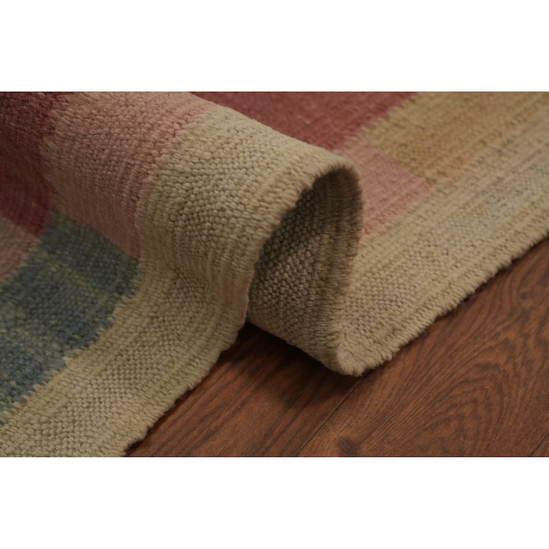 Hand Woven Southwestern Wool Multi-Colored Geometric Area Rug - 8' 3'' X 5' 2''