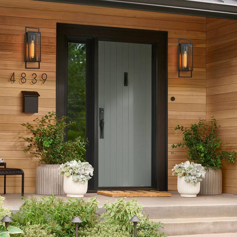 Rennnsan 1-Light Matte Black Rectangular Iron IP23 Outdoor Wall Sconce for Patio