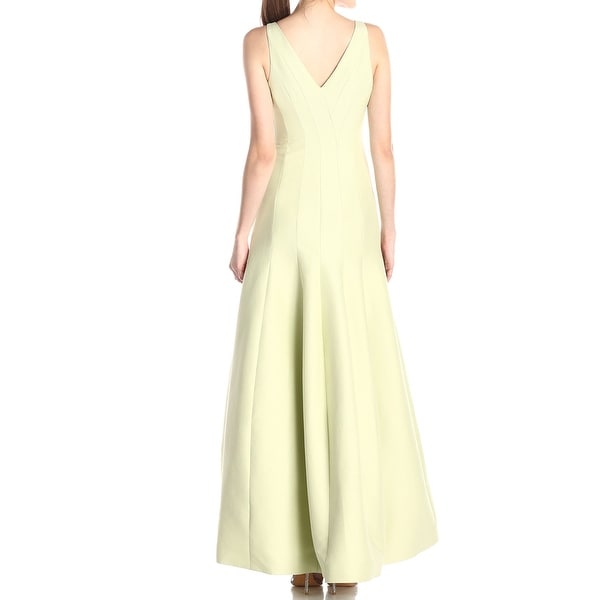 pistachio green dress