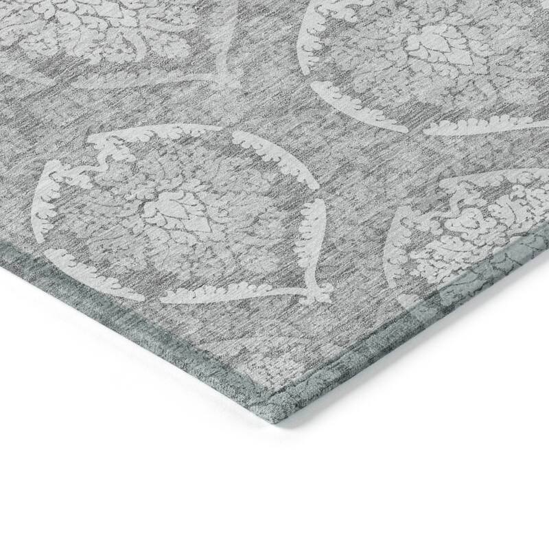 Machine Washable Indoor/ Outdoor Chantille Traditional Damask Rug