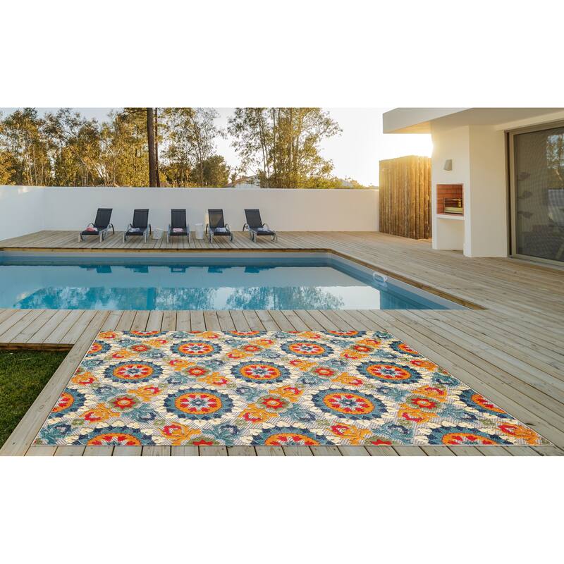 Domani Napa Floral Trellis Indoor/ Outdoor Rug